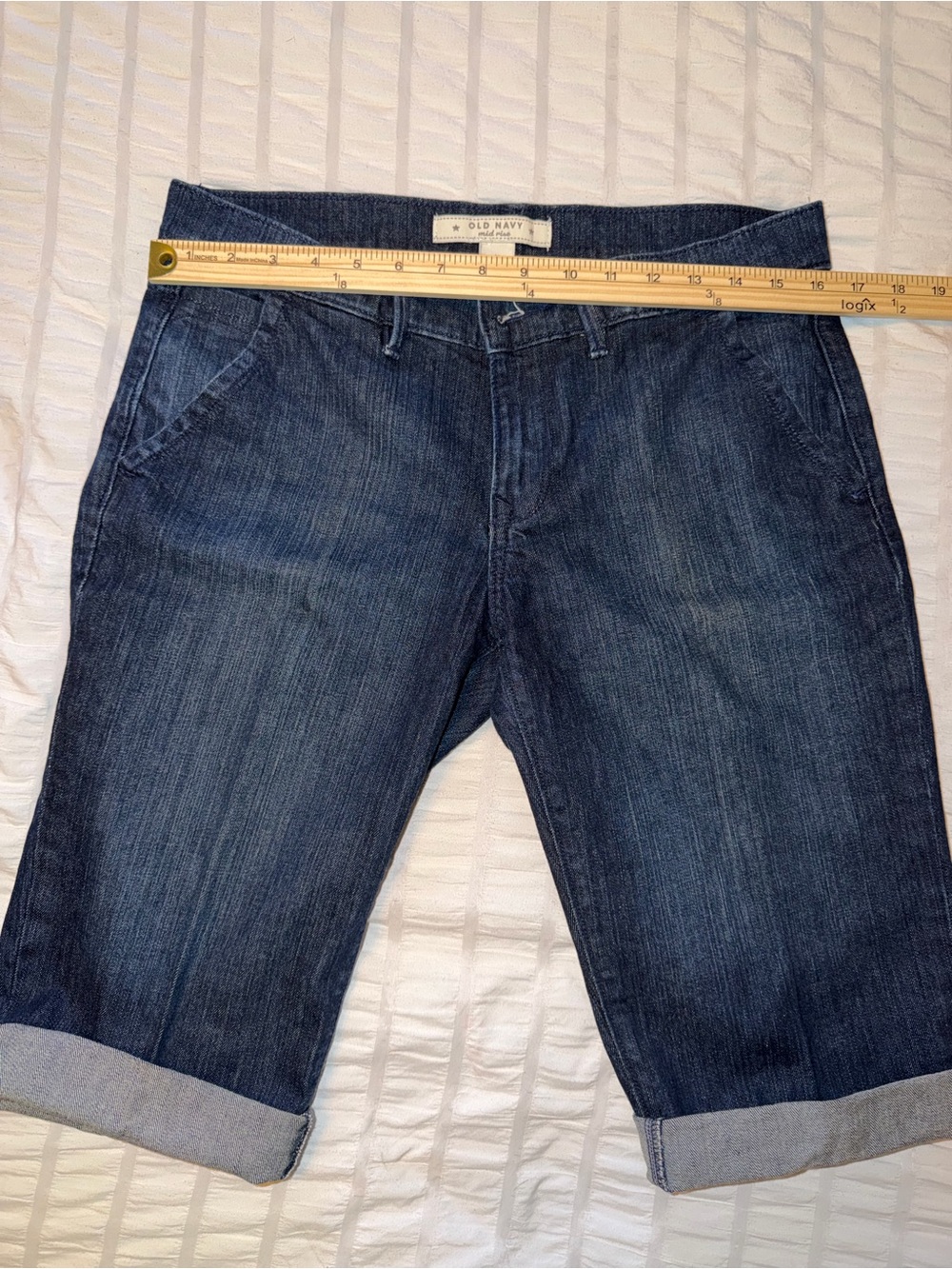 Old Navy Women's Dark Blue Denim Jean Shorts - Picture 3 of 4